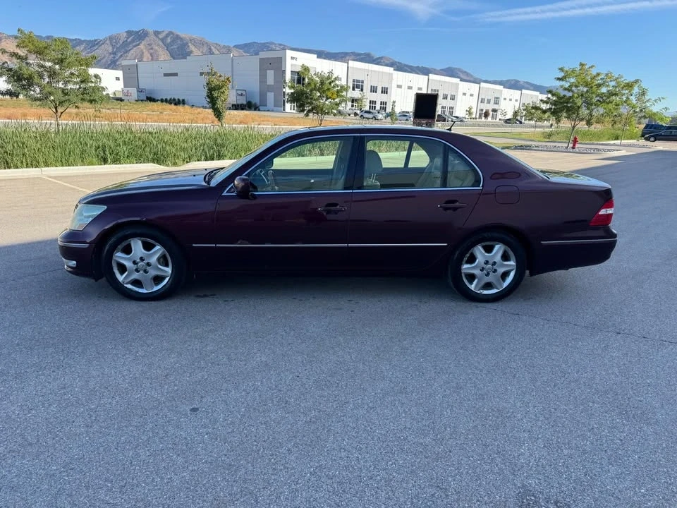 2004 Lexus LS 3rd Gen - Image 2 of 13
