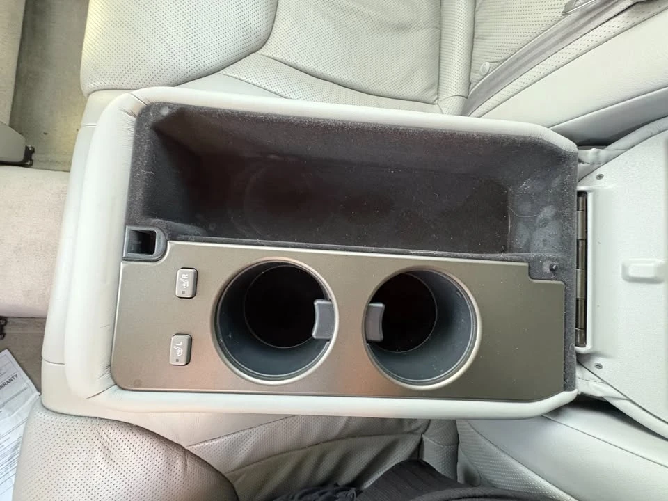 2004 Lexus LS 3rd Gen - Image 14 of 20