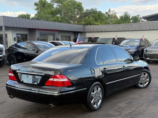 2004 Lexus LS 3rd Gen - Image 10 of 19