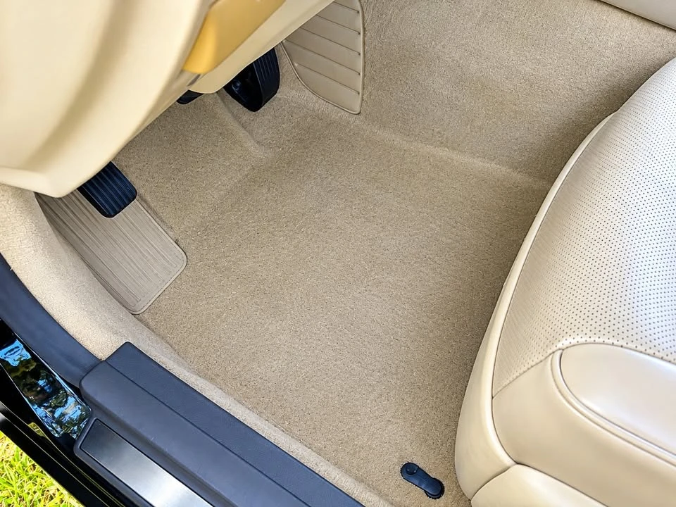 2004 Lexus LS 3rd Gen - Image 14 of 20