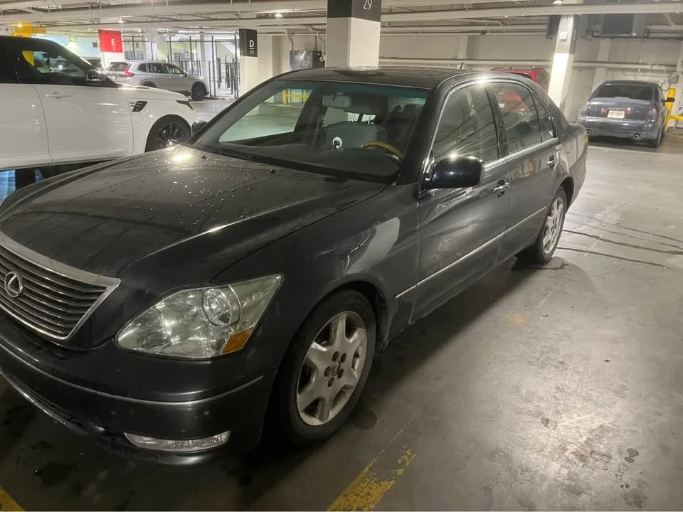 2004 Lexus LS 3rd Gen - Image 3 of 4