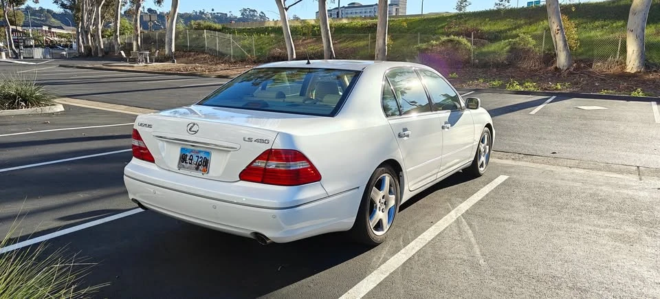 2004 Lexus LS 3rd Gen - Image 4 of 14