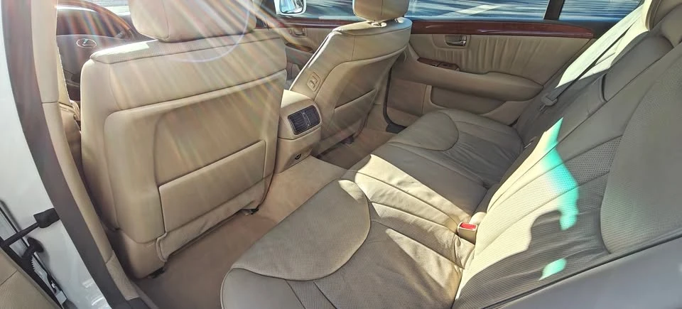 2004 Lexus LS 3rd Gen - Image 8 of 14