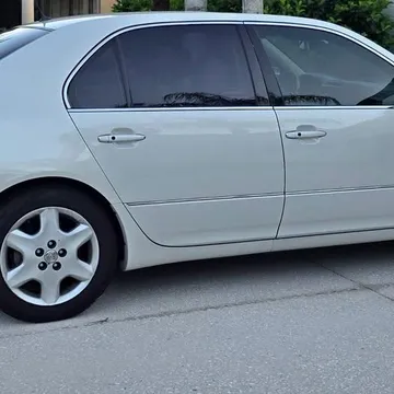 2004 Lexus LS430