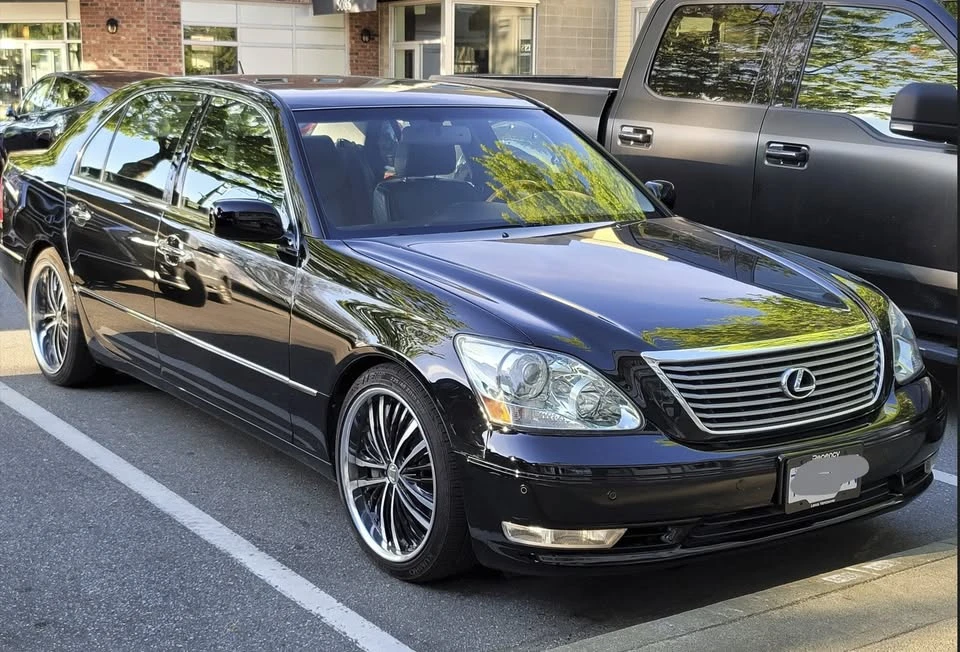 2004 Lexus LS 3rd Gen - Image 3 of 5