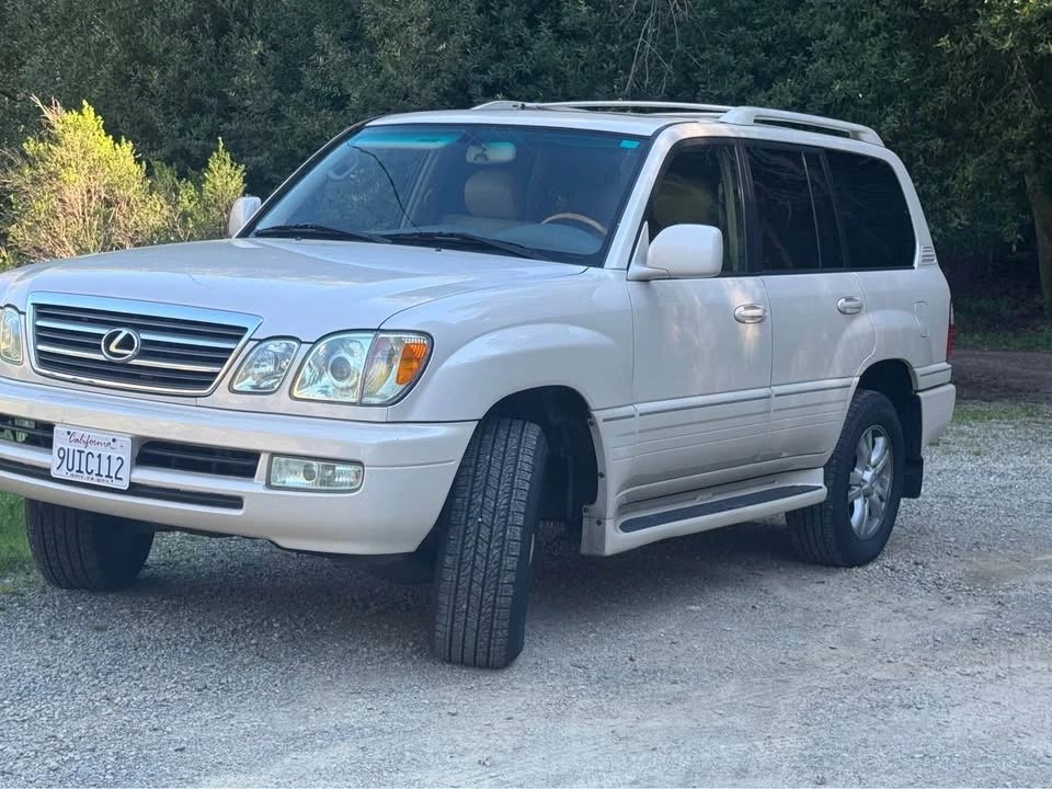 2004 Lexus LX 2nd Gen - Image 2 of 20