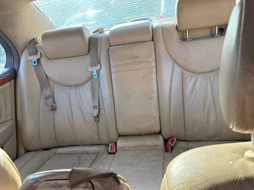 2004 Lexus LS 3rd Gen - Image 6 of 6