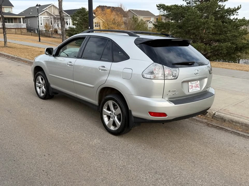 2004 Lexus RX 2nd Gen - Image 7 of 10