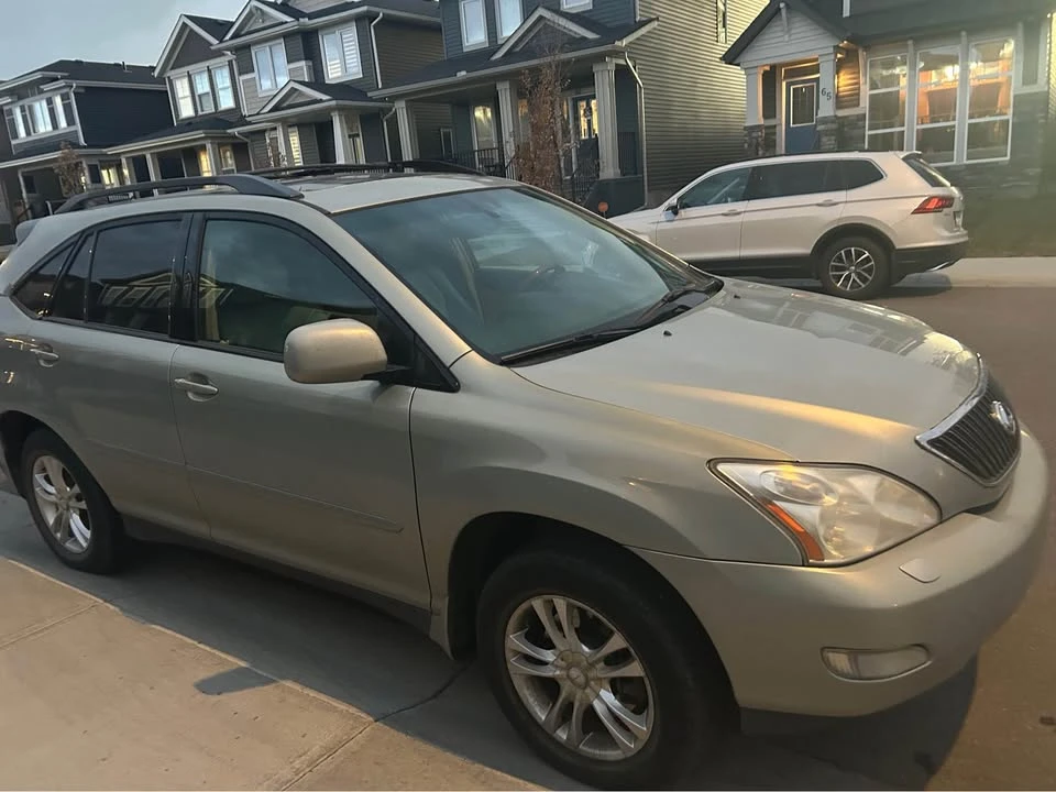 2004 Lexus RX 2nd Gen - Image 6 of 10
