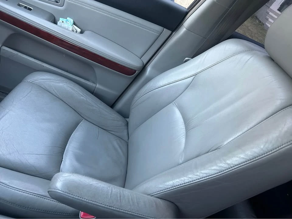 2004 Lexus RX 2nd Gen - Image 4 of 10