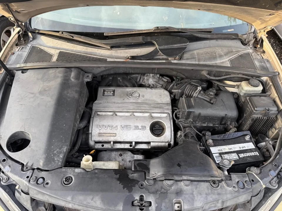 2004 Lexus RX 2nd Gen - Image 8 of 8
