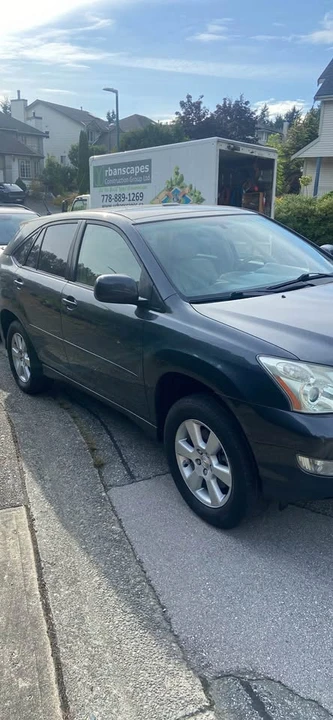 2004 Lexus RX 2nd Gen - Image 5 of 12