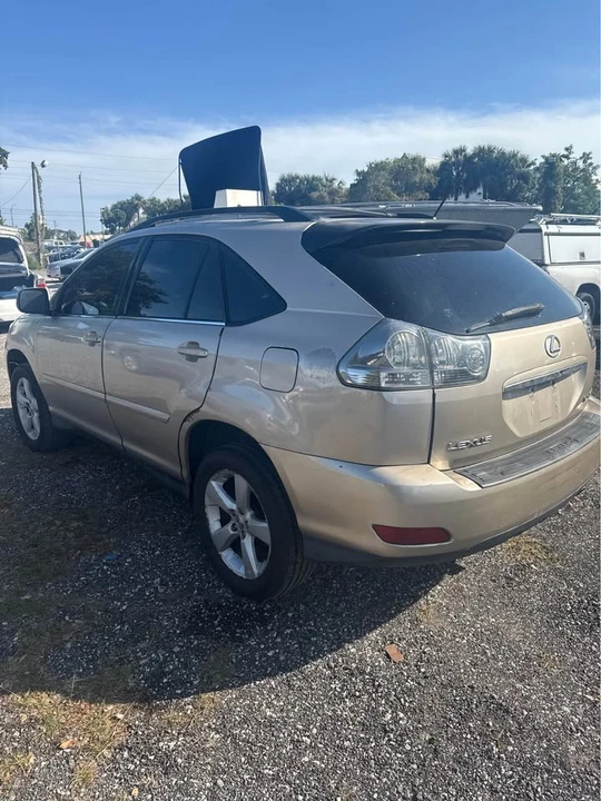 2004 Lexus RX 2nd Gen - Image 2 of 8