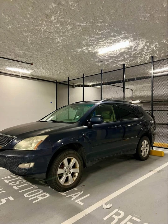 2004 Lexus RX 2nd Gen - Image 3 of 10