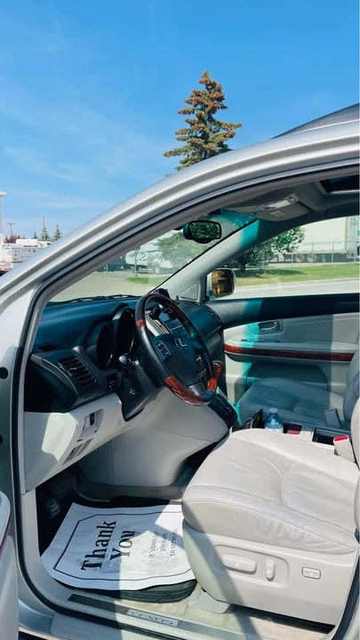 2004 Lexus RX 2nd Gen - Image 13 of 14