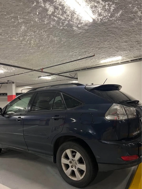 2004 Lexus RX 2nd Gen - Image 4 of 10