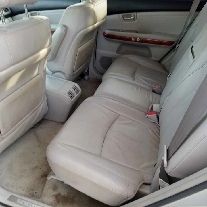 2004 Lexus RX 2nd Gen - Image 9 of 11