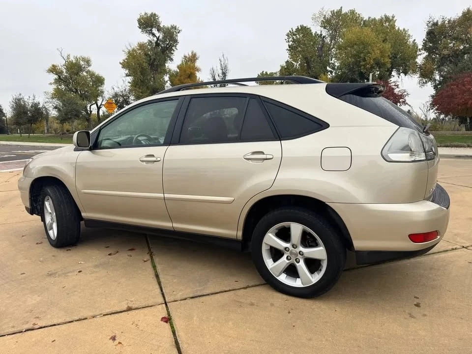 2004 Lexus RX 2nd Gen - Image 4 of 20