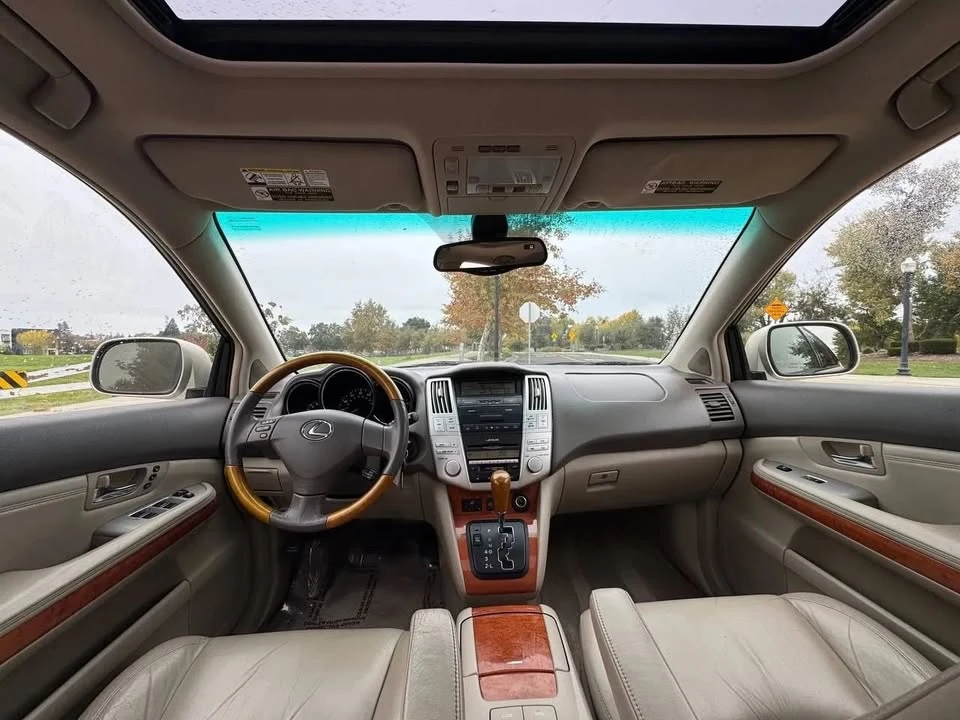 2004 Lexus RX 2nd Gen - Image 19 of 20