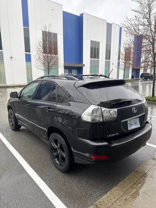 2004 Lexus RX 2nd Gen - Image 7 of 12
