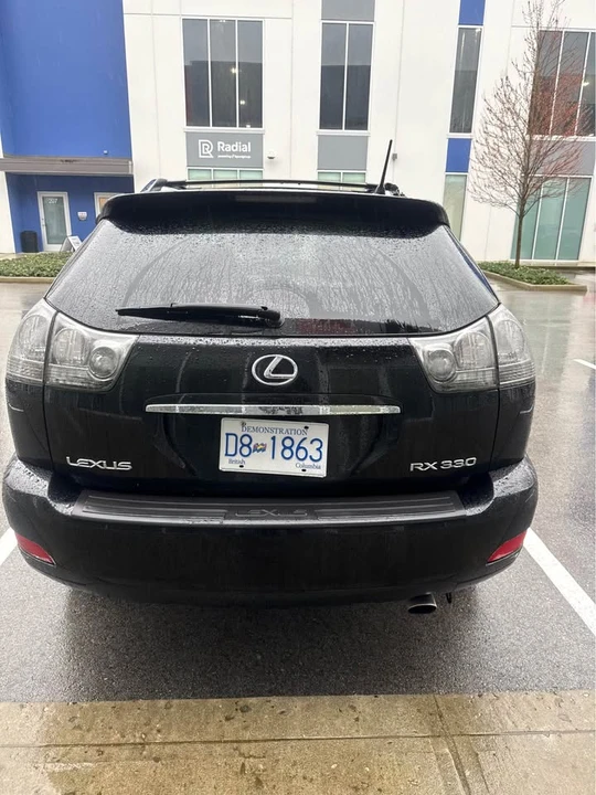 2004 Lexus RX 2nd Gen - Image 6 of 12