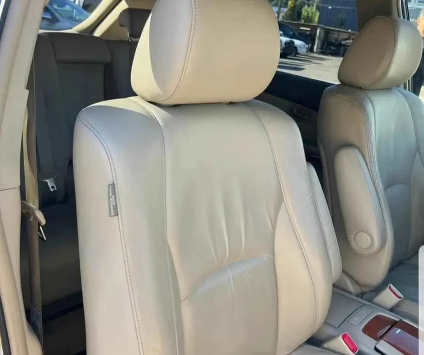 2004 Lexus RX 2nd Gen - Image 11 of 18