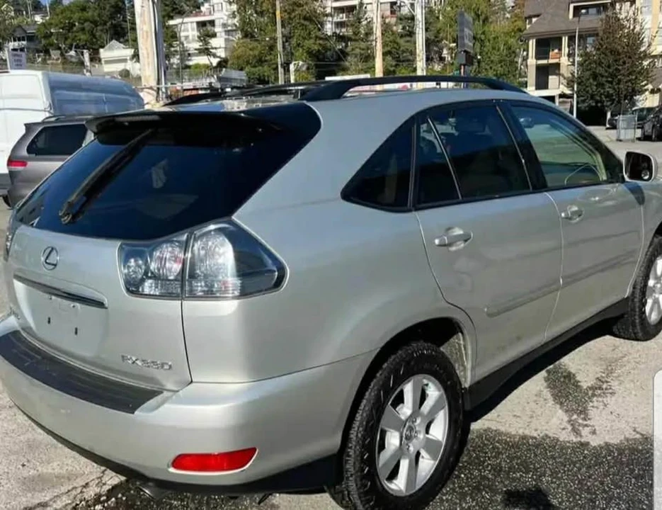2004 Lexus RX 2nd Gen - Image 7 of 18