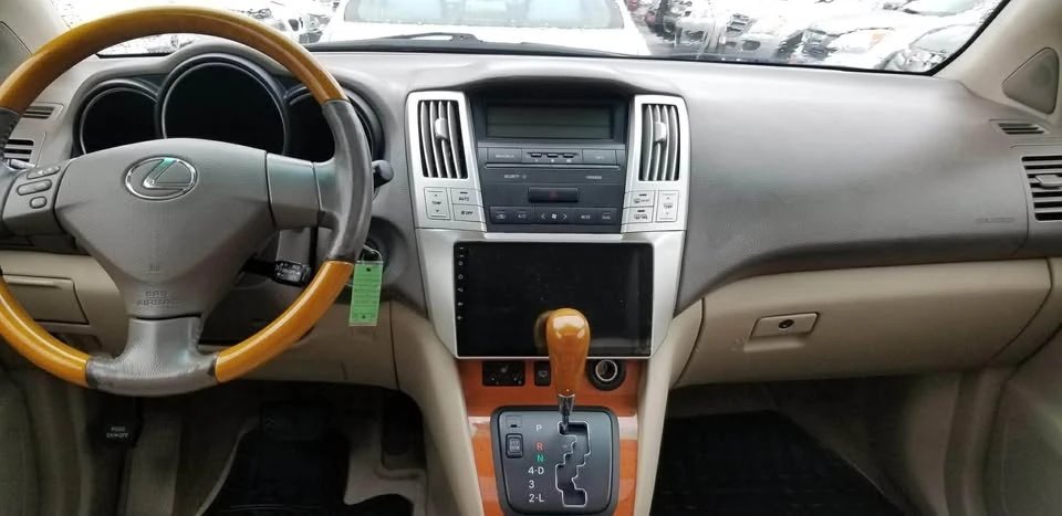 2004 Lexus RX 2nd Gen - Image 14 of 18