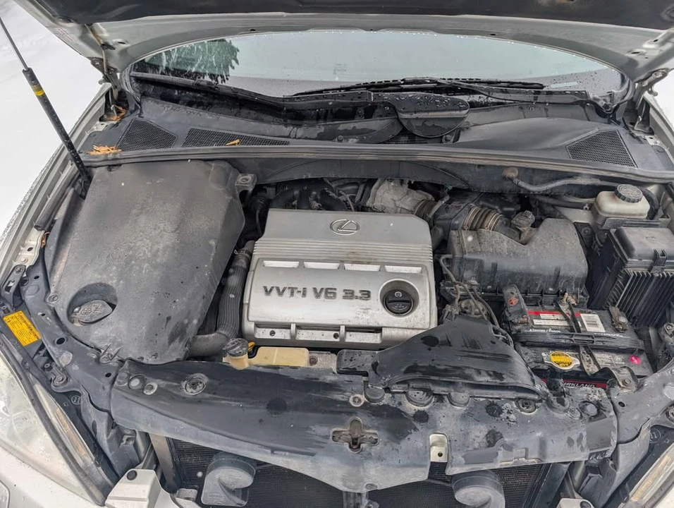 2004 Lexus RX 2nd Gen - Image 9 of 9