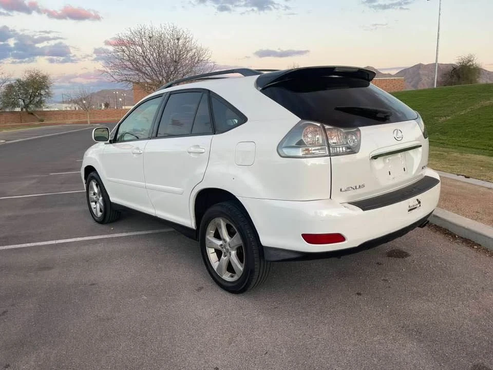 2004 Lexus RX 2nd Gen - Image 4 of 17