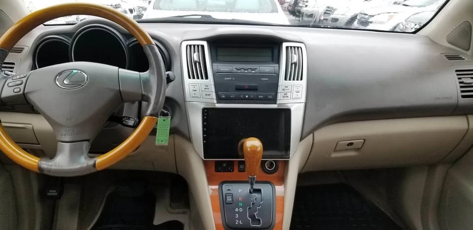 2004 Lexus RX 2nd Gen - Image 13 of 17