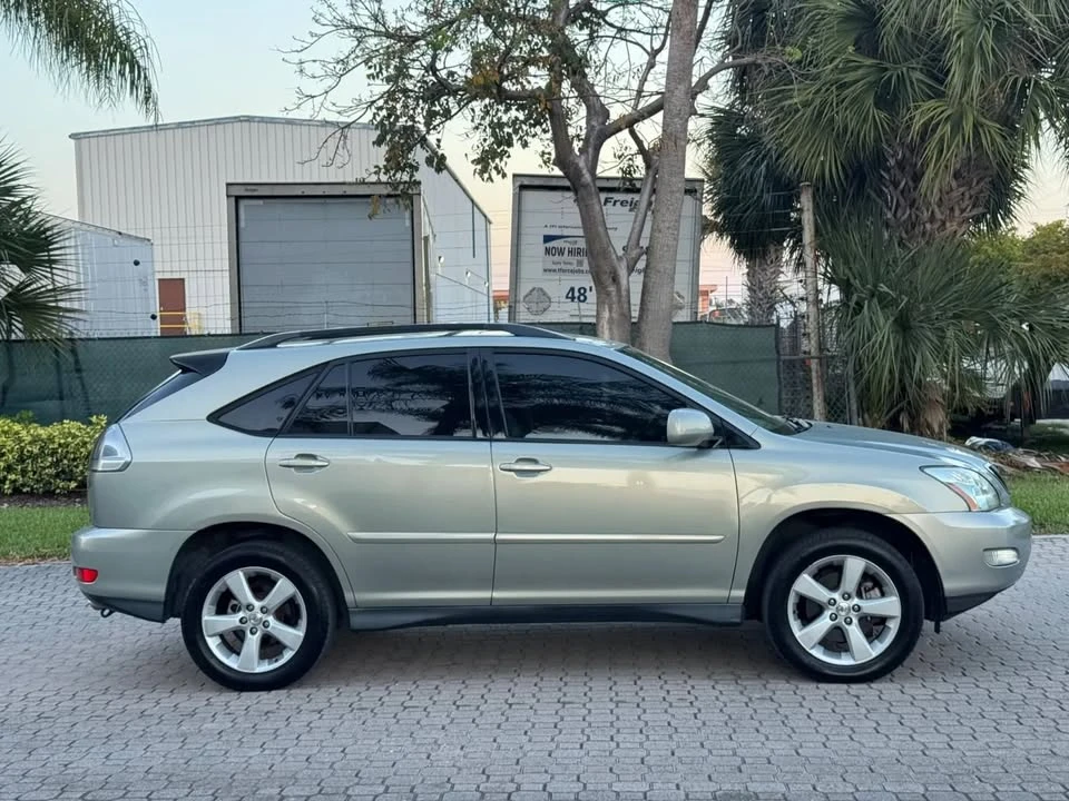 2004 Lexus RX 2nd Gen - Image 6 of 20