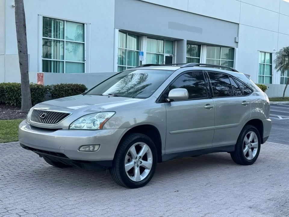 2004 Lexus RX 2nd Gen - Image 2 of 20