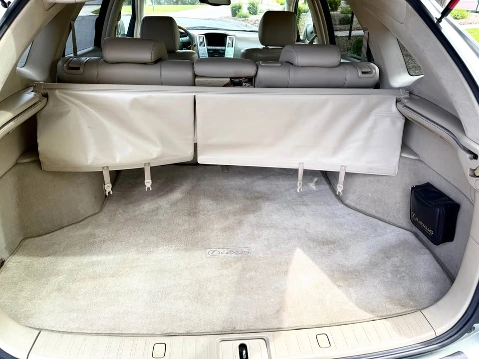 2004 Lexus RX 2nd Gen - Image 13 of 16