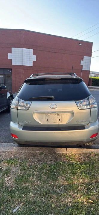 2004 Lexus RX 2nd Gen - Image 4 of 12