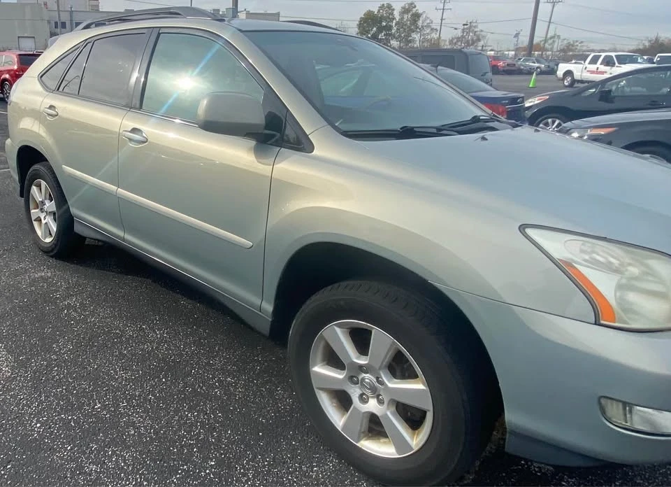 2004 Lexus RX 2nd Gen - Image 4 of 19