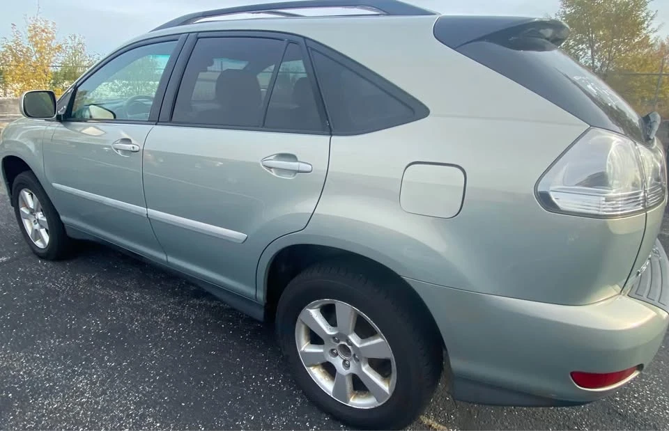 2004 Lexus RX 2nd Gen - Image 7 of 19