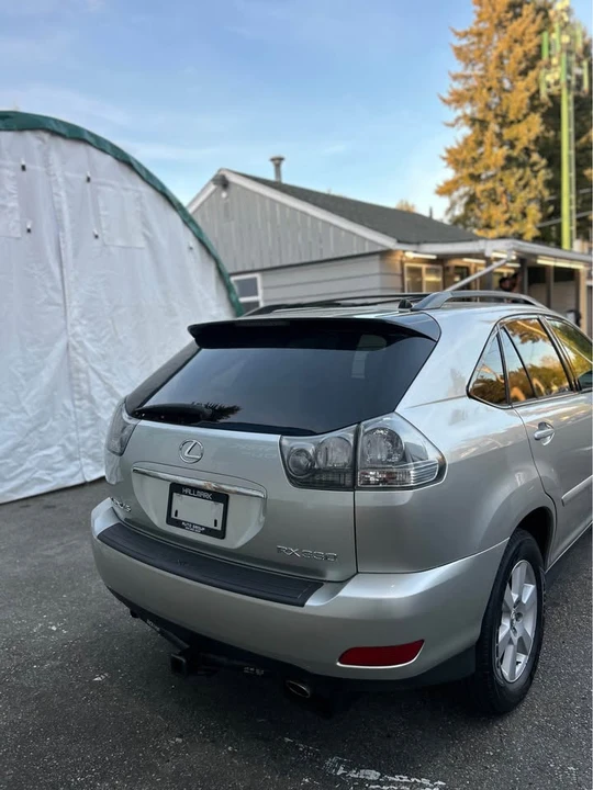2004 Lexus RX 2nd Gen - Image 5 of 10