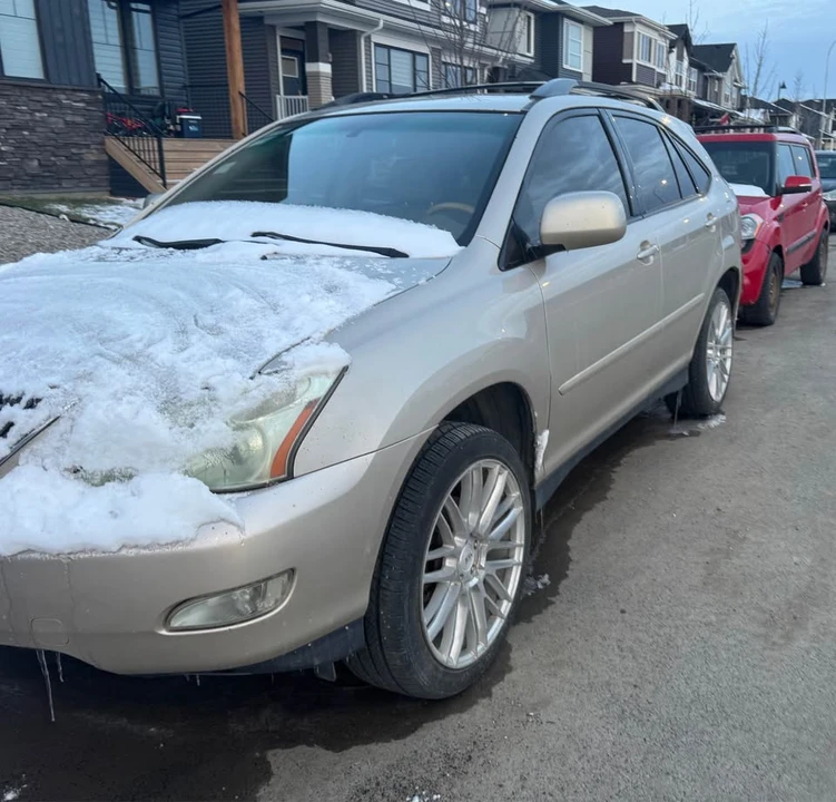2004 Lexus RX 2nd Gen - Image 2 of 11