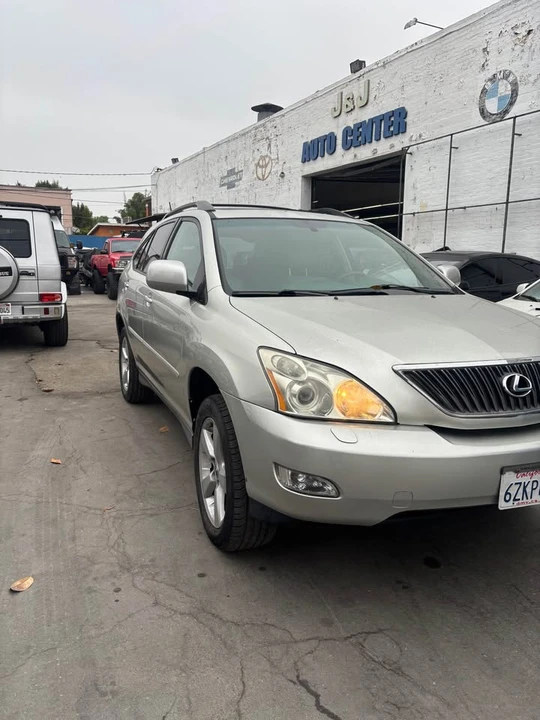 2004 Lexus RX 2nd Gen - Image 4 of 7