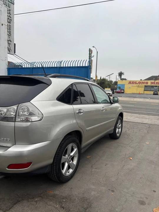 2004 Lexus RX 2nd Gen - Image 2 of 7