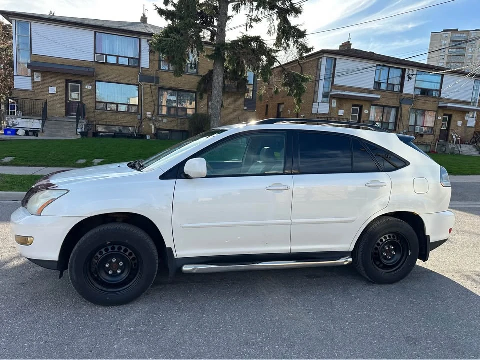 2004 Lexus RX 2nd Gen - Image 3 of 12