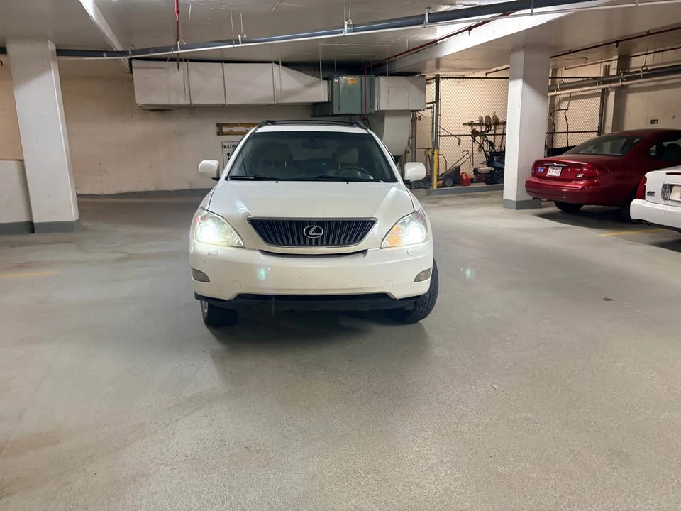 2004 Lexus RX 2nd Gen - Image 2 of 9