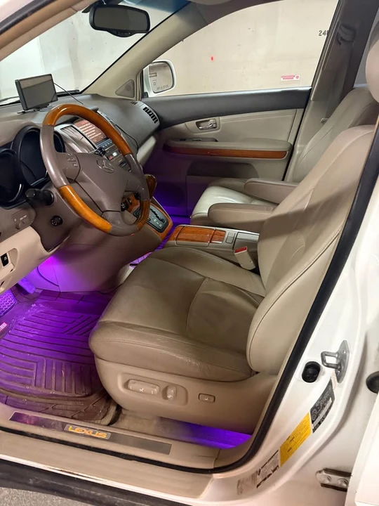 2004 Lexus RX 2nd Gen - Image 9 of 9