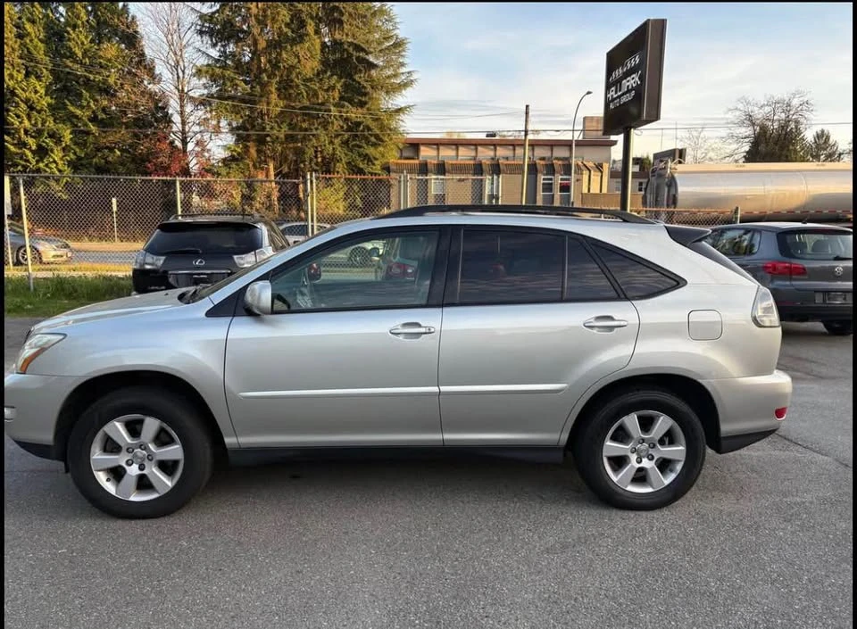 2004 Lexus RX 2nd Gen - Image 3 of 8