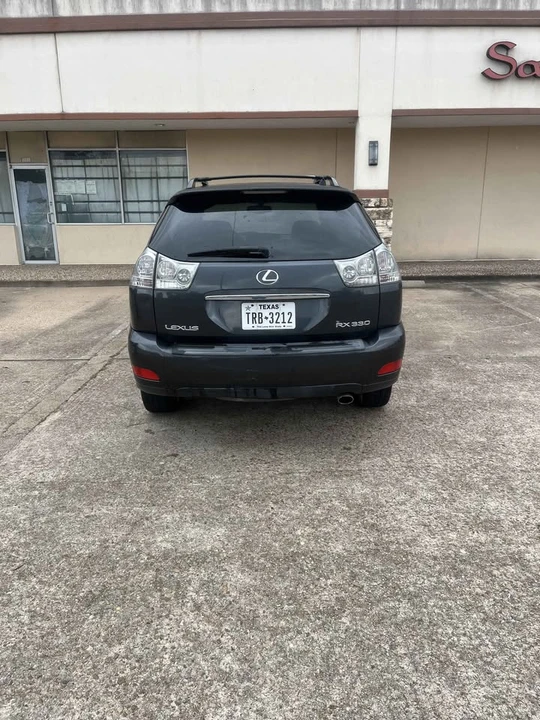 2004 Lexus RX 2nd Gen - Image 4 of 8