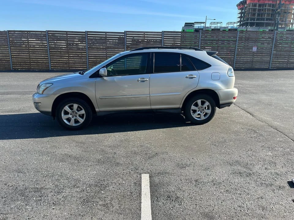 2004 Lexus RX 2nd Gen - Image 6 of 16