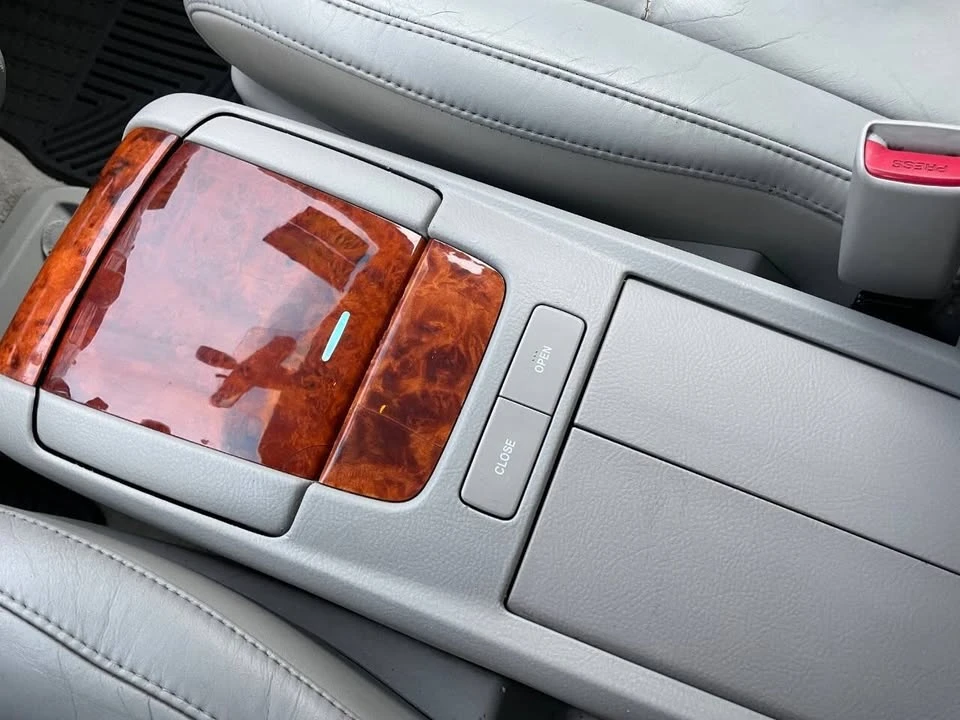 2004 Lexus RX 2nd Gen - Image 12 of 13