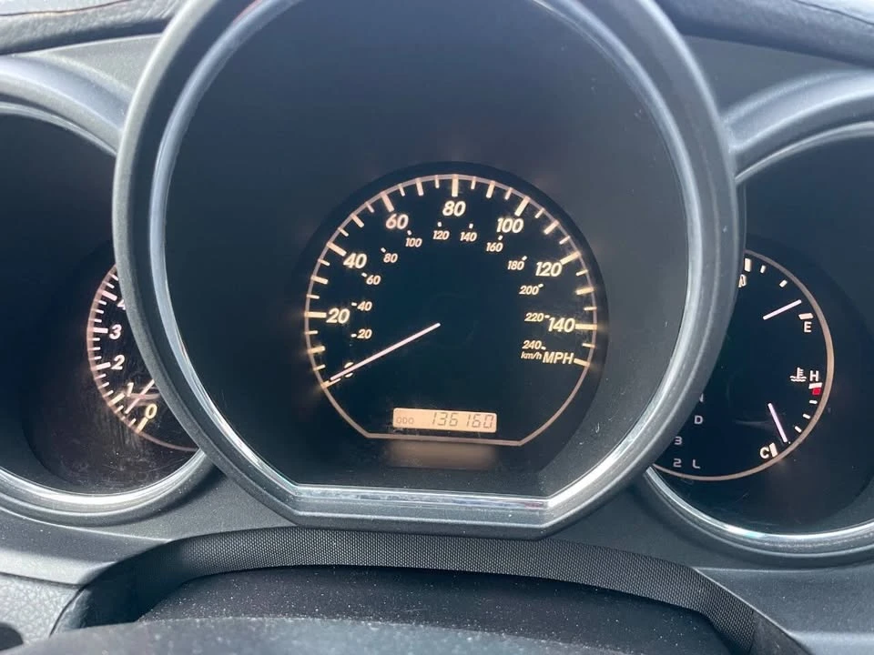 2004 Lexus RX 2nd Gen - Image 8 of 13