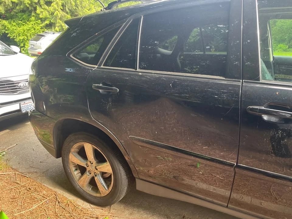 2004 Lexus RX 2nd Gen - Image 13 of 15